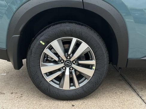 New 2026 Nissan Pathfinder SL FWD image 8