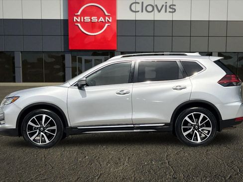 Used 2018 Nissan Rogue SL w/ Premium Package FWD image 6