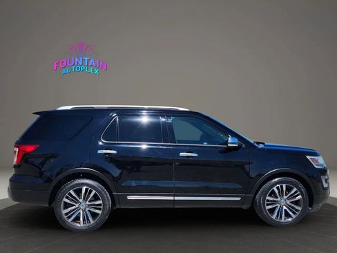 Used 2017 Ford Explorer Platinum image 6