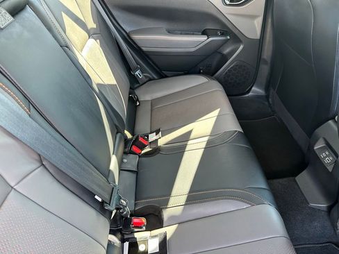 Used 2025 Subaru Crosstrek 2.5i Limited w/ Popular Package #3A image 17