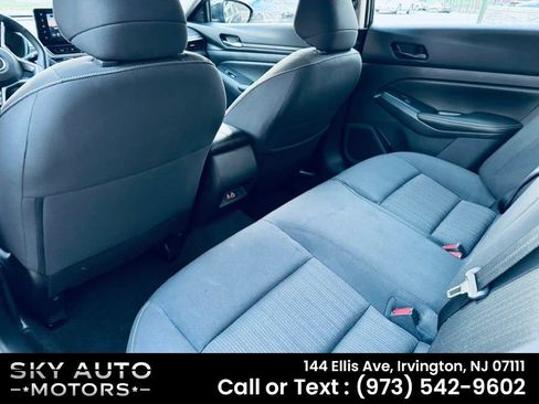 Used 2025 Nissan Altima 2.5 SV w/ SV Premium Package FWD image 7