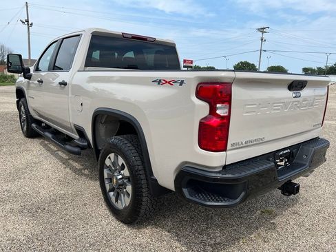 New 2026 Chevrolet Silverado 2500 Custom w/ Custom Value Package AWD/4WD image 3