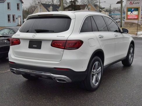 Used 2022 Mercedes-Benz GLC 300 4MATIC w/ Premium Package Lite image 10