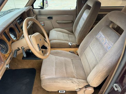 Used 1986 Ford Bronco II 4WD image 11