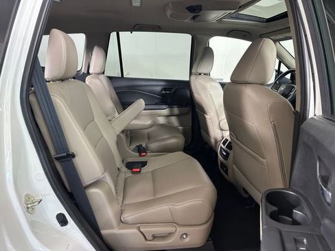 Used 2019 Honda Pilot Touring image 26