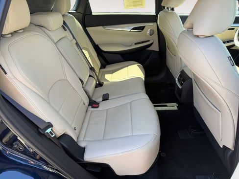 Used 2022 INFINITI QX50 Sensory image 29