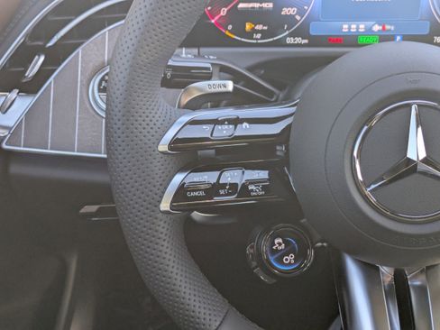 New 2026 Mercedes-Benz E 53 AMG e 4MATIC Sedan image 17
