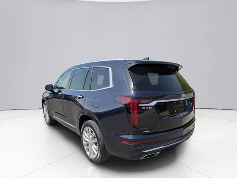 Used 2022 Cadillac XT6 Premium Luxury w/ Technology Package AWD/4WD image 13