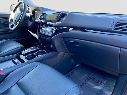 Used 2020 Honda Pilot Touring image 31