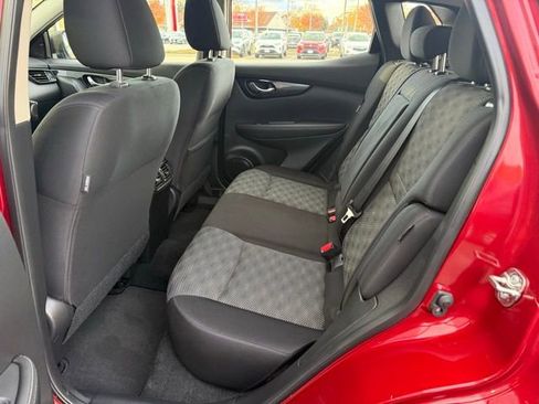 Certified 2022 Nissan Rogue Sport SV image 23