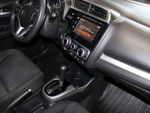 Used 2015 Honda Fit EX image 27