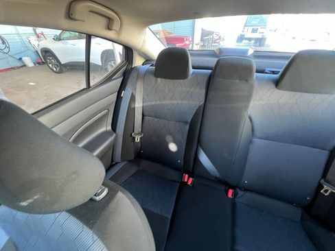 Used 2025 Nissan Versa SV FWD image 39