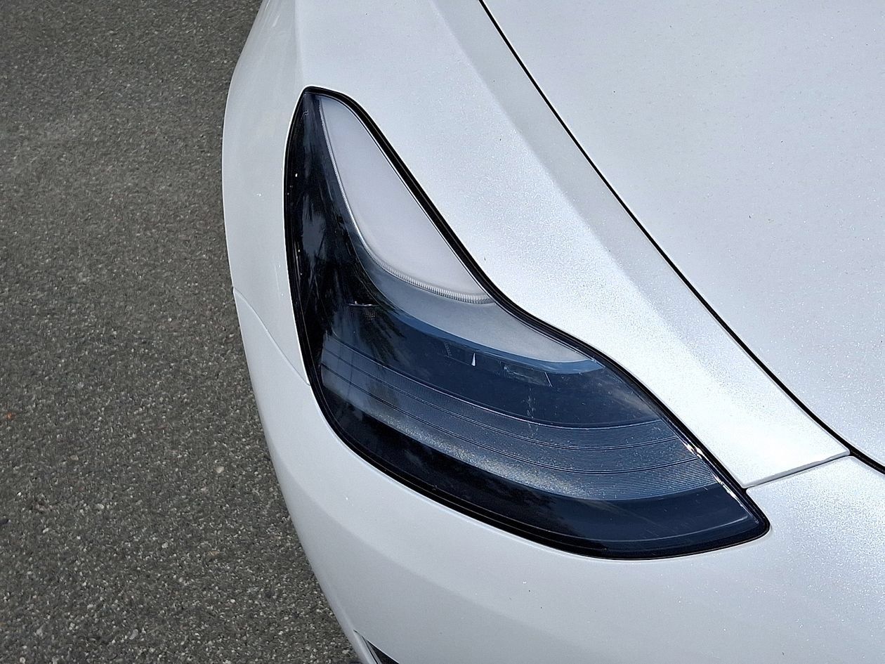 Used 2023 Tesla Model 3 Standard Range RWD image 9
