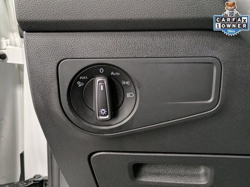 Used 2022 Volkswagen Tiguan SEL R-Line image 22