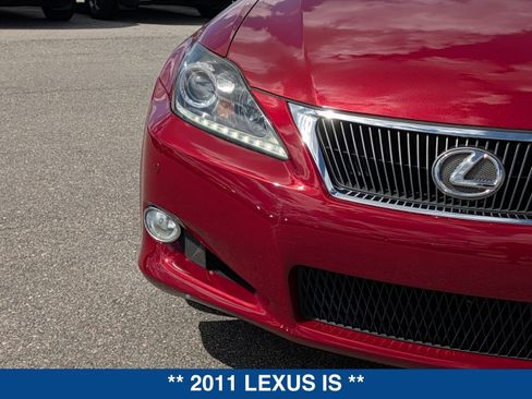 Used 2011 Lexus IS 250C w/ Luxury Pkg image 9