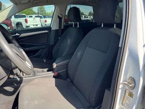 Used 2021 Volkswagen Jetta S FWD image 10