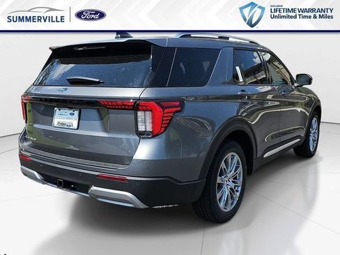 New 2026 Ford Explorer Platinum RWD image 3