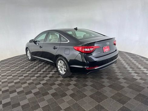 Used 2017 Hyundai Sonata SE FWD image 7