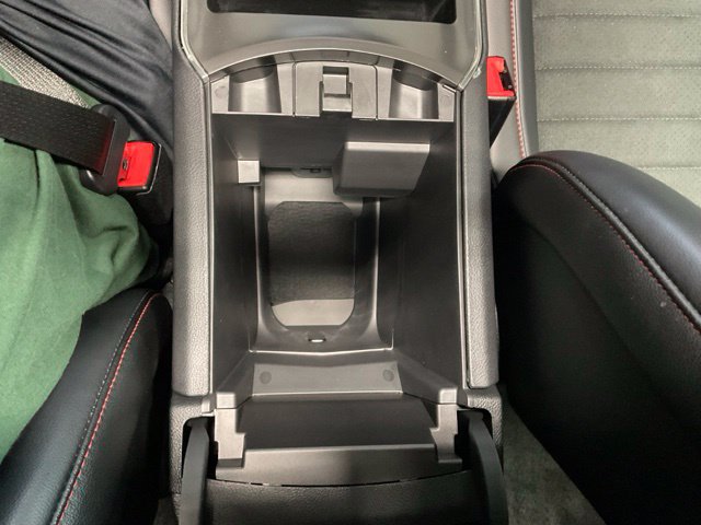 Used 2024 Ford Edge ST-Line AWD/4WD image 40