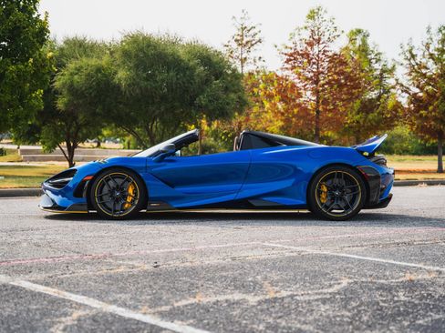 Used 2022 McLaren 765LT RWD image 30
