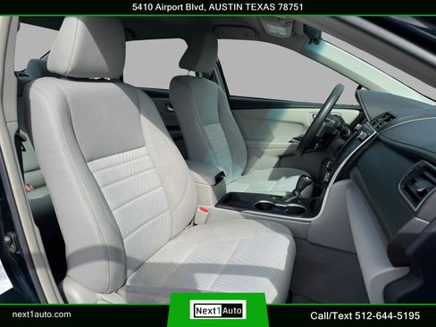 Used 2017 Toyota Camry LE FWD image 26