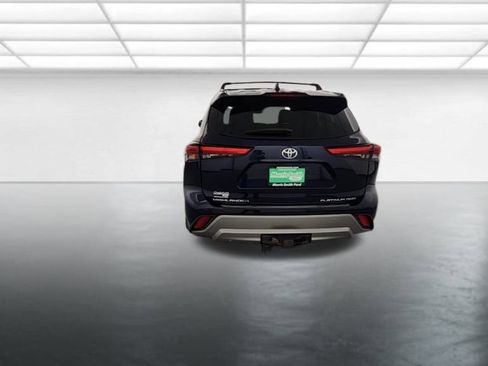 Used 2021 Toyota Highlander Limited image 9