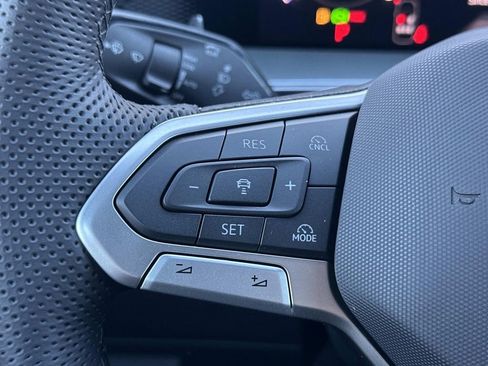 New 2026 Volkswagen Tiguan SE R-Line image 12