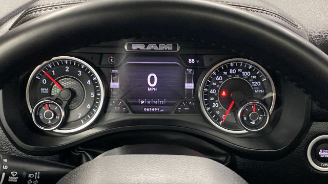 Used 2022 RAM 1500 Laramie AWD/4WD image 16