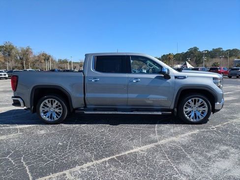 Used 2023 GMC Sierra 1500 SLT w/ SLT Premium Plus Package image 3