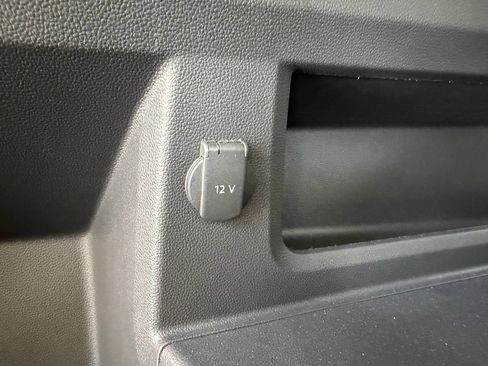 Used 2019 Volkswagen Atlas SE FWD image 32