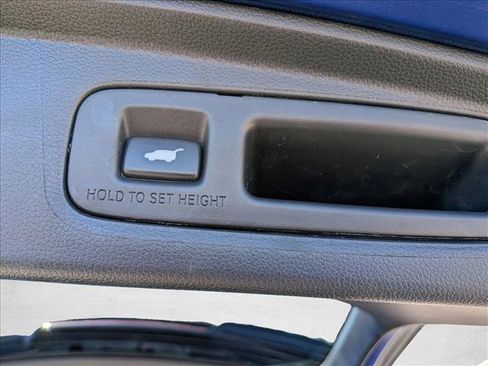 Used 2025 Honda CR-V Sport Touring image 7