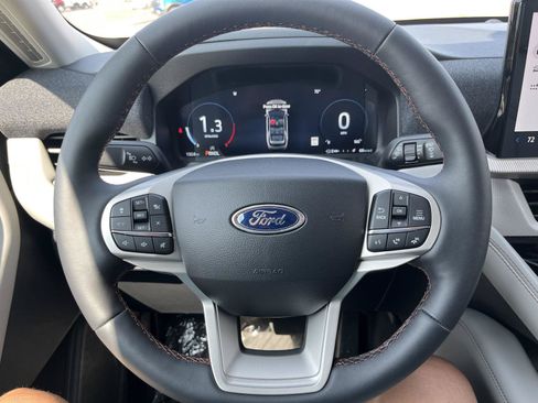 New 2026 Ford Explorer Active w/ Active Comfort Package AWD/4WD image 19