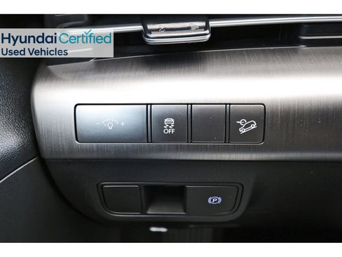 Certified 2025 Hyundai Kona SEL image 22