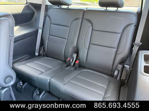 Used 2019 GMC Acadia SLT FWD image 18