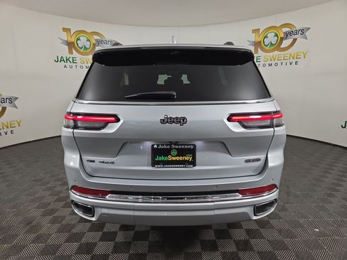 Used 2022 Jeep Grand Cherokee L Overland w/ Advanced Protech Group III image 7