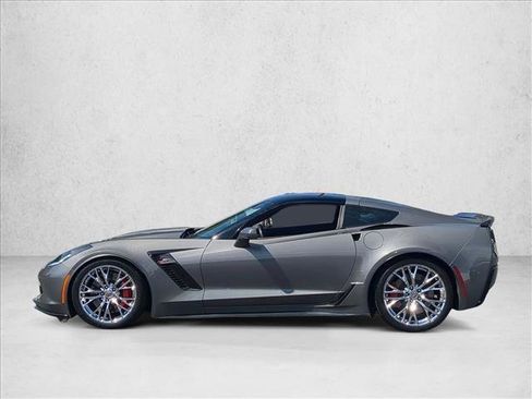 Used 2015 Chevrolet Corvette Z06 w/ 3LZ Preferred Equipment Group RWD image 9