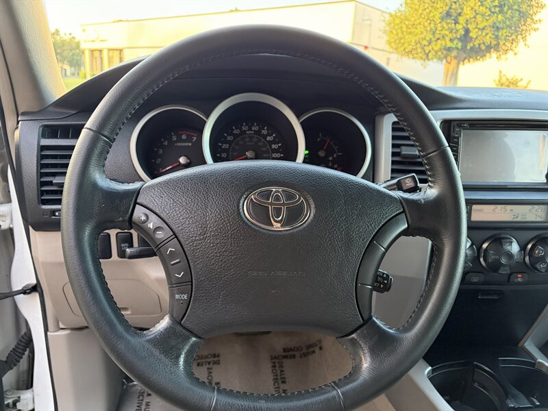 Used 2007 Toyota 4Runner SR5 RWD image 17