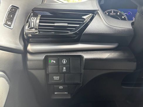 Used 2023 Acura RDX w/ Technology Package FWD image 40