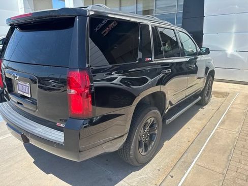 Used 2017 Chevrolet Tahoe LT w/ Luxury Package AWD/4WD image 3