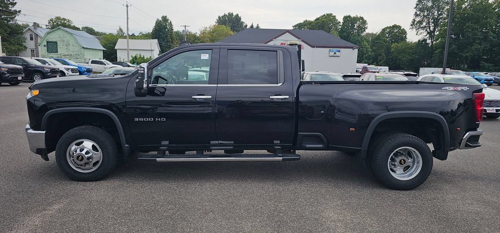 Used 2021 Chevrolet Silverado 3500 LTZ w/ LTZ Convenience Package AWD/4WD image 4