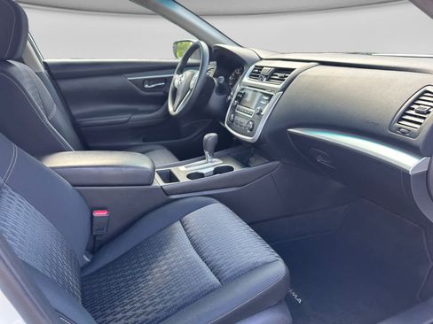 Used 2016 Nissan Altima 2.5 S w/ Power Driver Seat Package FWD image 16