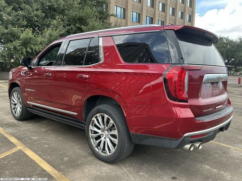 Used 2021 GMC Yukon Denali w/ Denali Premium Package AWD/4WD image 5