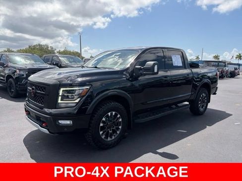 Used 2023 Nissan Titan PRO-4X w/ Pro-4x Convenience Package AWD/4WD image 3