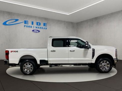 New 2026 Ford F250 Lariat w/ Chrome Package image 7