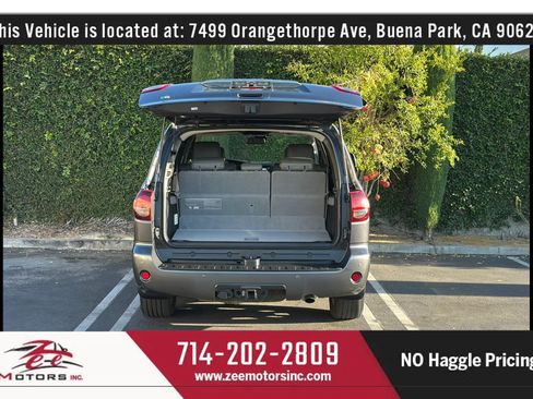 Used 2019 Toyota Sequoia Platinum w/ Carpet Mat Package (TMS) AWD/4WD image 16