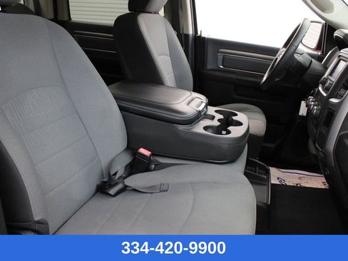 Used 2022 RAM 1500 Classic SLT image 20