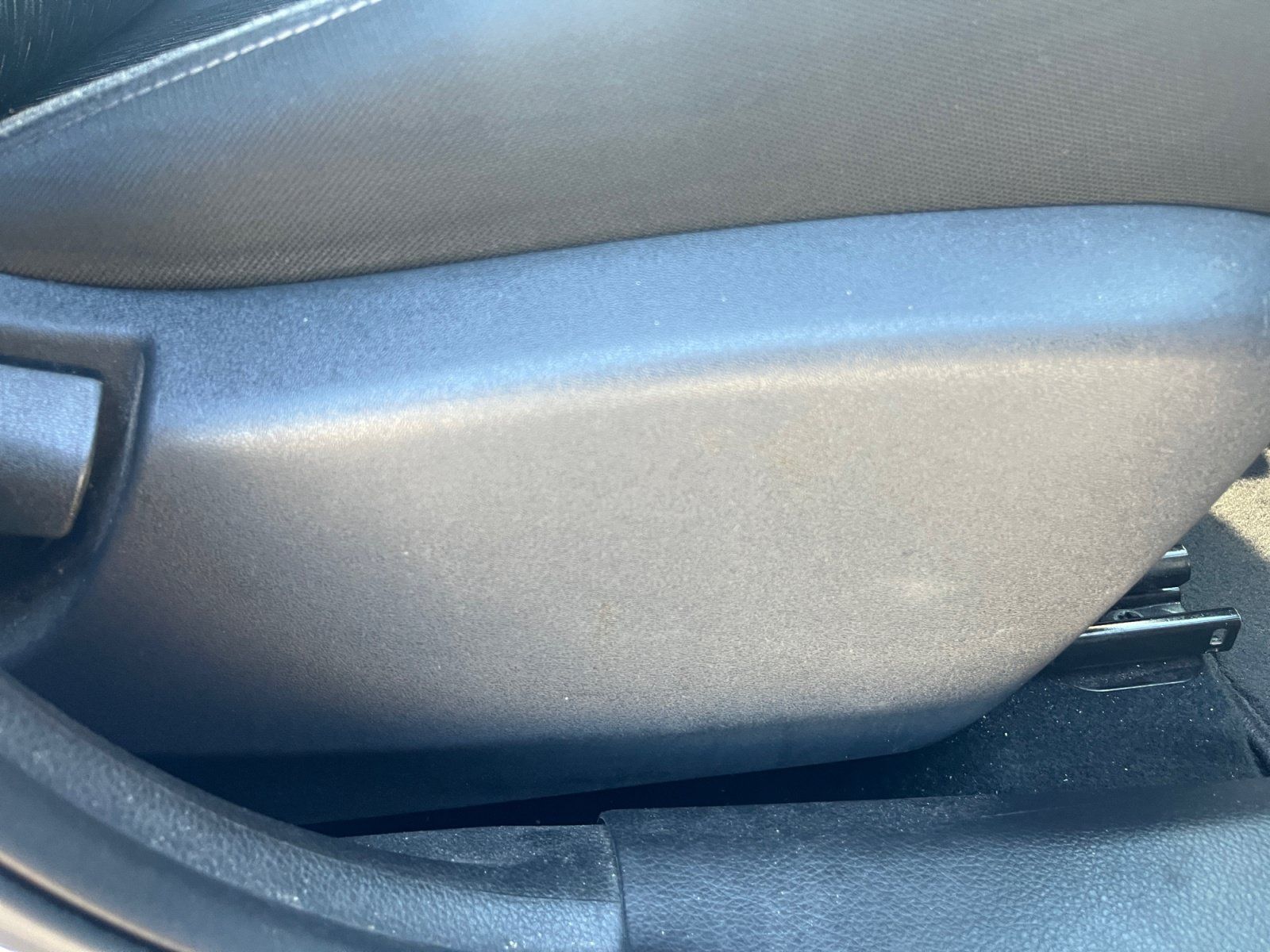 Used 2019 Nissan Rogue SV FWD image 30