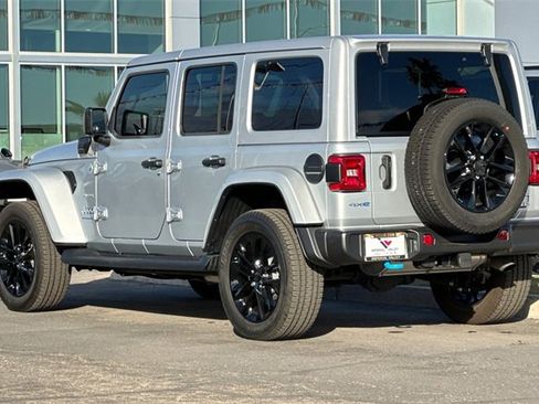 Certified 2023 Jeep Wrangler Unlimited Sahara image 9