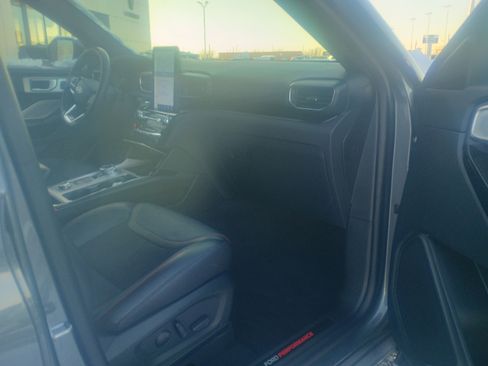 Used 2023 Ford Explorer ST w/ Equipment Group 401A image 17