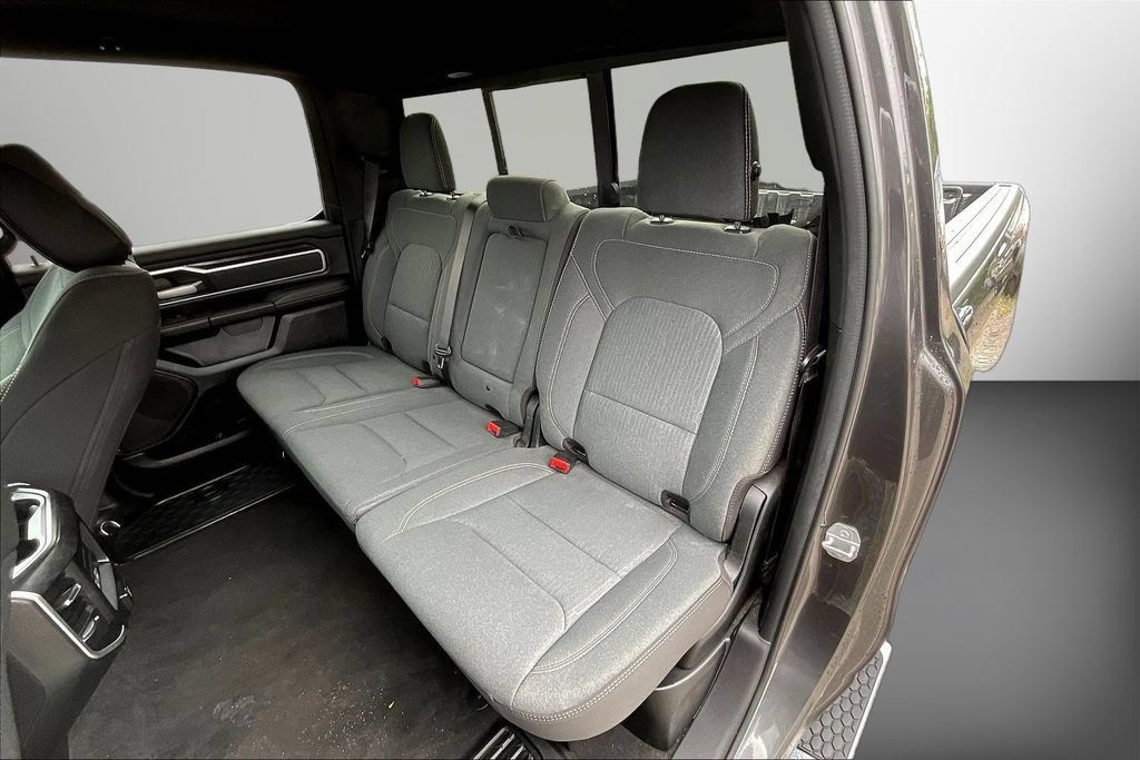 Used 2022 RAM 1500 Big Horn AWD/4WD image 22